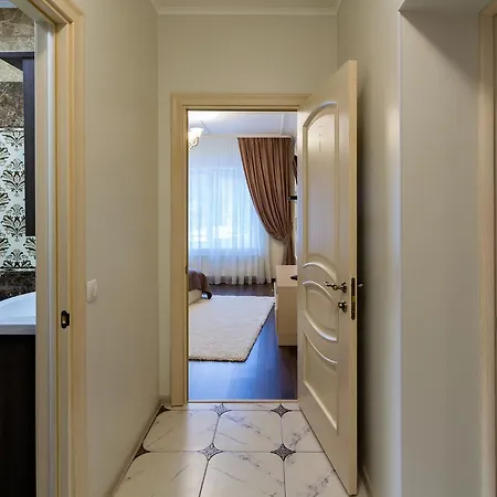 Hotel Premier *