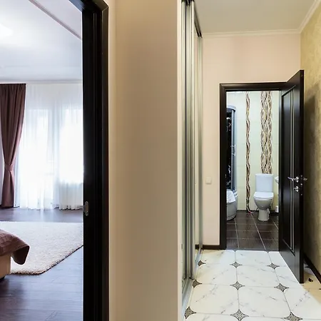 Отель Premier *