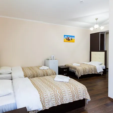 Отель Premier *